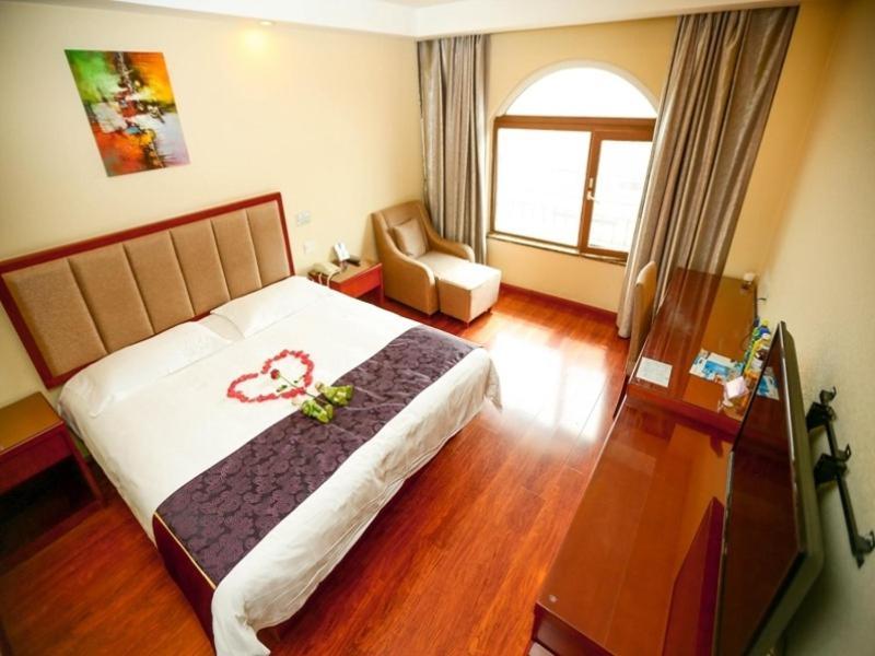Greentree Inn Shandong Qingdao Wuyishan Road Jiashike Shopping Center Business Hotel Εξωτερικό φωτογραφία